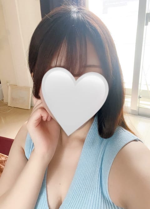 今週は木曜日と金曜日に出勤しますどちらも15-22時になります！
お時間合うお兄様いたらぜひ！お待ちしております( ㆆ 