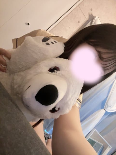 おはよございます☀️

今週も少ないですが出勤決まりました📝

明日、10日23時半〜3時まで入ります🍀

夜だけどまゆ