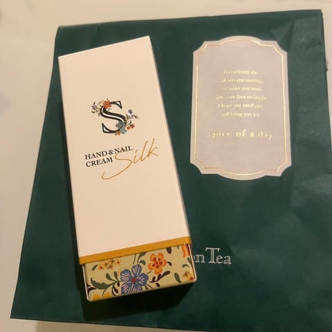 本日もありがとうございました。

先週来てくださったお客様
今日も来てくださいました♡

嬉しいな♪😊

お土産『ハンド
