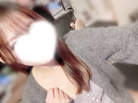 雨の中来てくれた初めましてのおにーさん
ありがとうございましたっ☔️

なんだかめっちゃ緊張してしまった🐰
お会いできて