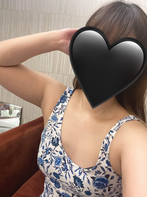 おはようございます！

今日11時〜居ます！

涼しくして待ってます☺️