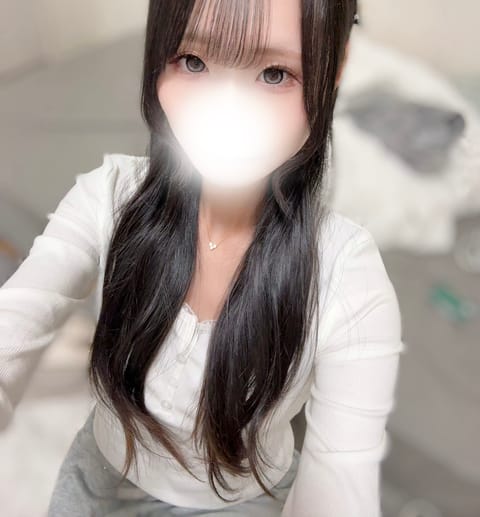 こんばんは〜！
明日18時から出勤です👶🏻🎶

みんなＧＷ始まったかな？？

明日以降は実家に帰っちゃうので
遊びに来て