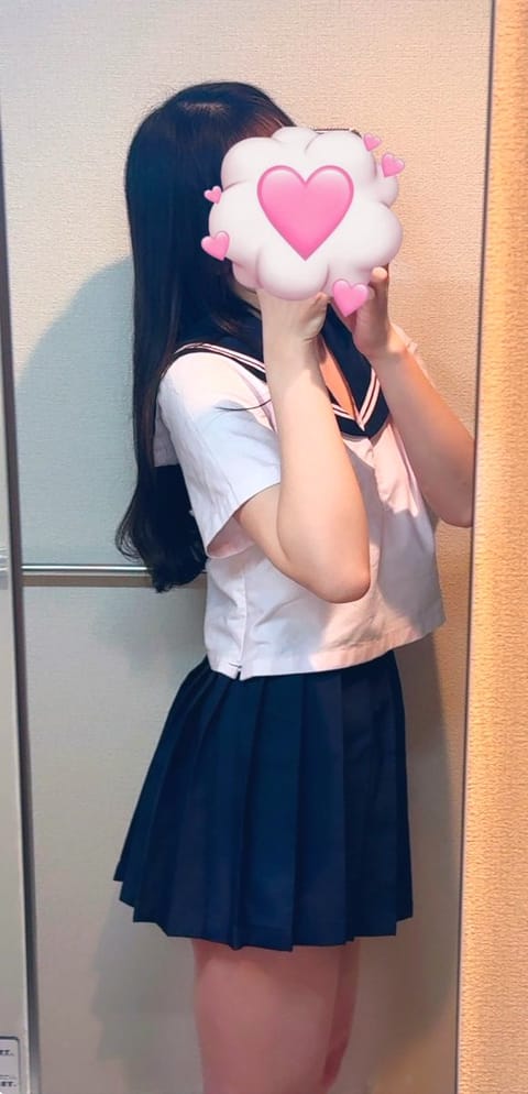 こんばんは🌙 ゆきです🤍

本日出勤前から完売ありがとうございます💖
お部屋あたたかくしてまってます👋🏻🎀