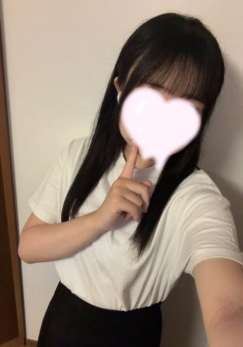 明日12時〜います！
久しぶりの出勤になっちゃったけど絶対楽しい時間にするから遊びきてね！🥺🥺
まってます！♡
@Kal