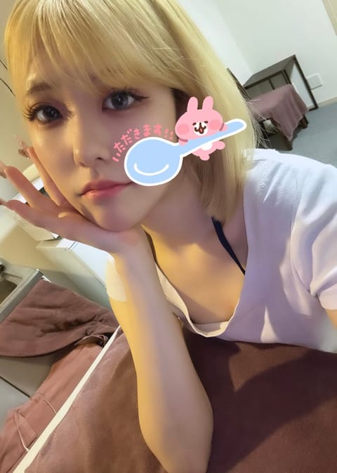 みれいです♡
本日は20-5で赤坂出没❣️赤坂ルームは、珍しいのでまた色んな方と会えるの楽しみにしてますよお🤤次枠は、2