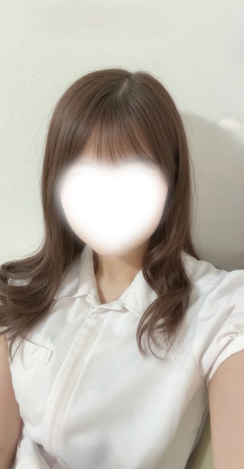 こんにちは！
かれんです☺️

出勤しました🎀
今日もよろしくお願いします♪

そして本日ご予約満了🈵
いつも来てくださ