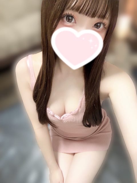 本日 21:00～4:30 北千住ルーム
にて出勤です🌟

寒いのでたくさんぬくぬくして一緒に暖まりましょ〜💓
是非ご予