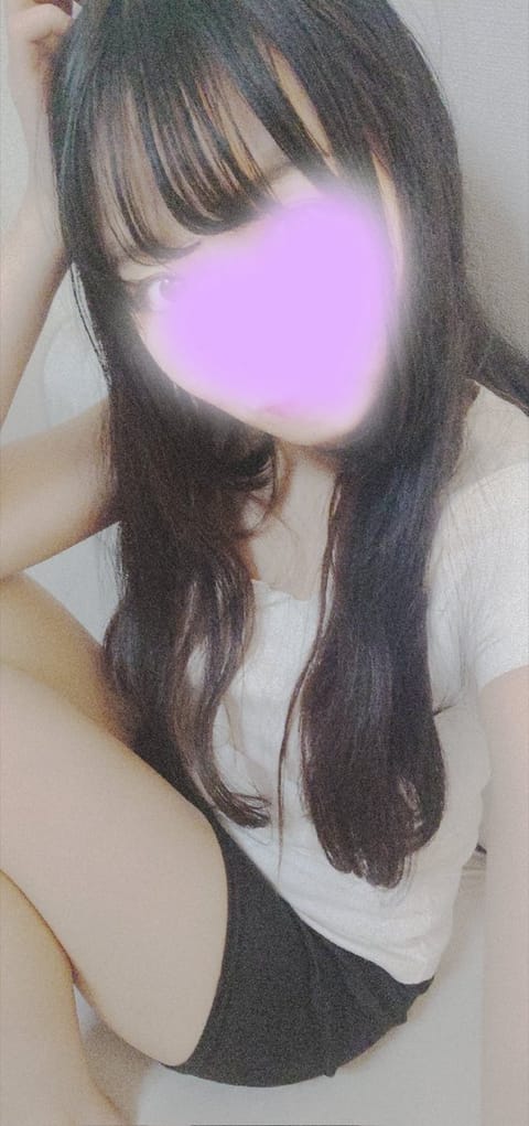 おっわり～︎🌙°・*
今日は異文化交流Dayでした🤝笑
英語勉強します😳📚📖✍
危うく(？)交際0日婚するところでしたが