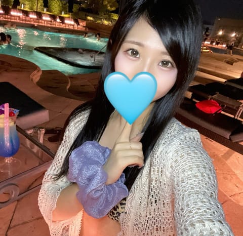 本日20：30〜5：00で赤坂ルームに出勤します🫶💕

せっかくの休日に雨降ってて足元悪いですが気をつけてきてね🙇✨