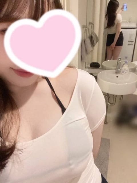 もう9月かぁ…少しずつ夜の時間が長くなって、朝と夜は涼しくなって人肌恋しい季節になってきましたね🫧🎀
たくさんくっつかせ