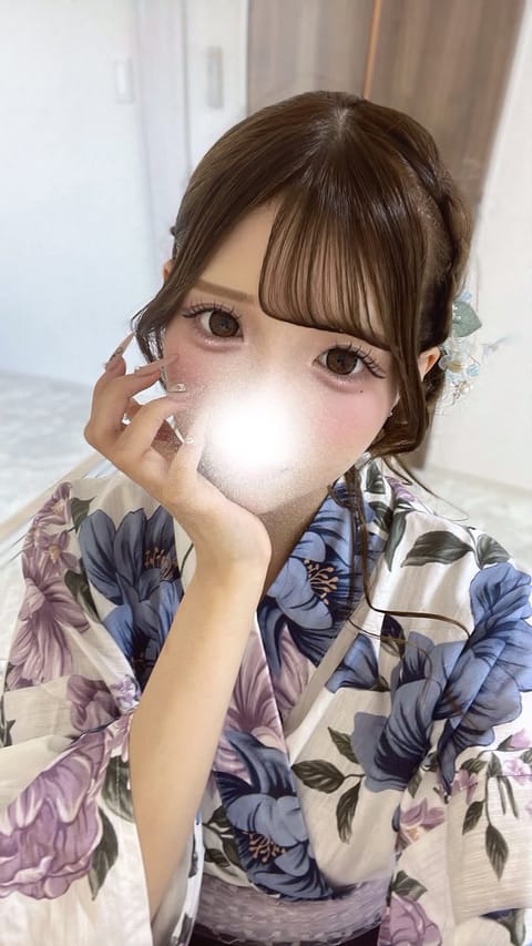 おはよう(  ¯꒳​¯ )ᐝ☀️
今日から出勤だよ〜🐰

スタートから立て続けにご予約ありがとう♡♡
最短18:00-🈳