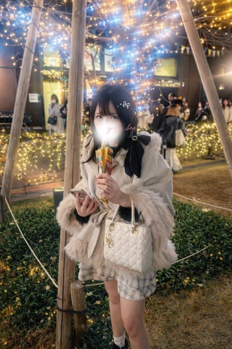 目の前にいるあなたを見てるんやよ👀💗