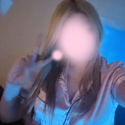 こんばんは🌛
今日は珍しく…夜に出勤しております🌟

ドキドキな夜にしましょう☺️
お誘いお待ちしてます🎶