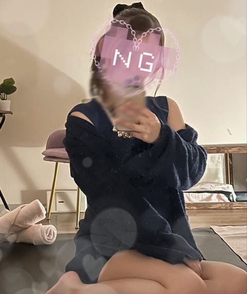 sweetゆなですꪔ̤̮　

本日24時〜静岡店出勤いたします꙳⋆

今日も暖かいといいなぁ〜☀︎