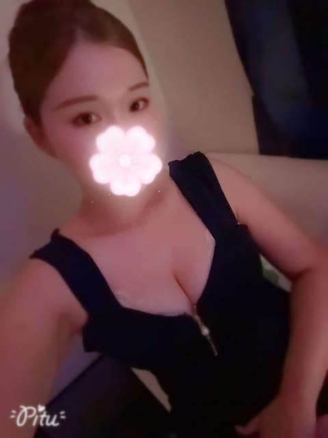 こんばんは*.(๓´͈ ˘ `͈๓).*
今日から入店したののかです🎀

フォローしてね〜🫣♡