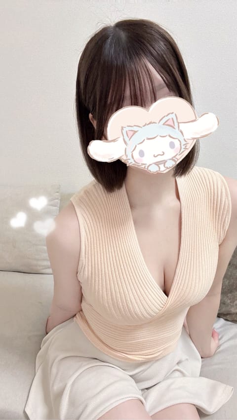 今日は新大阪ルームです🐰♡

11:00~17:00までいてるのでぜひぜひ遊びにきてくださいな˶˙ᵕ˙ )ﾉﾞ