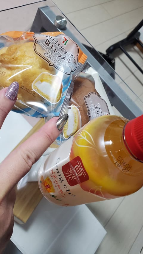 神戸から会いに来てくれてありがとうございます✨
差し入れもいっぱいありがとうございます☺️あとでいただきますね😆
次回は