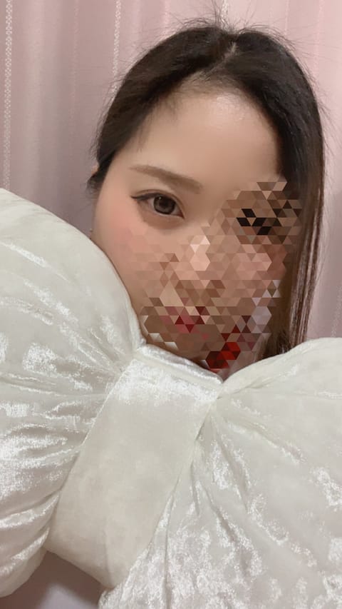おはよう☀️

今日11:00~16:00までいるから
かなに会いに来てねー🫶