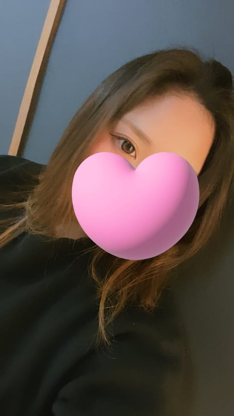 みんなお待たせ〜🥰✨
やっと出勤出来る🥹

待っててくれたんかな🧐🧐
待ってたやんな？🧐🧐ww

6/6 (土) 11: