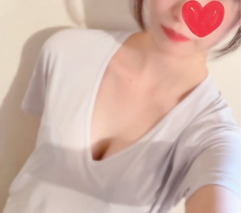 こんにちは❣️あみです😊
お部屋到着しました🏠

本日は18:00～22:00まで
高円寺ルームに居ます🌟

スタートか