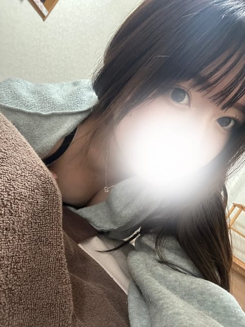 本日22：30〜です＾＾🩷

密着マッサージ受けてみませんか❓😖ྀི
 #メンエス  #メンズエステ