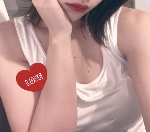 出勤しました🌻
5:00までいるので
遊びに来てください☺️