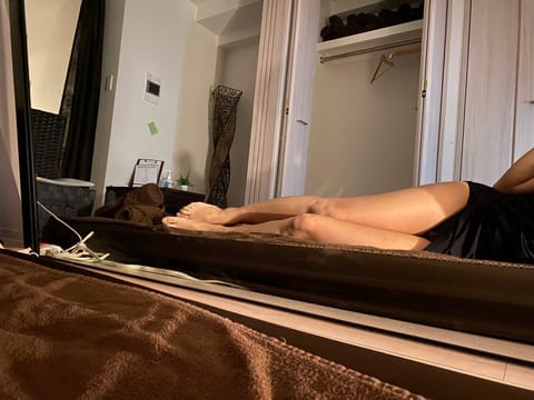 お部屋ついてます♪
雪が降ってて足元悪いのでお越しの際は気をつけてください💦

寒いので一緒にあったまりましょう☃️