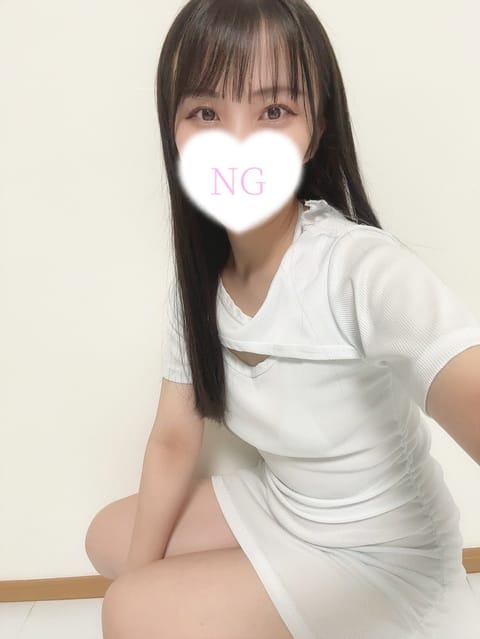 この後0:15～深夜枠空いてます🫶🏻

お仕事の疲れを吹っ飛ばしましょ💪
ちさとの施術で皆さんトロトロで溶けそうになっち