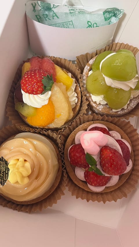 🈵枠ありがとうございます😣🩷
12月はテストないから毎週出勤します！！私の高い体温でいっぱいあっためますね🫶🏼

ご本指