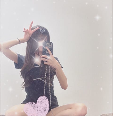スタートからご予約ありがとうございました😆🫶
本日13時から出勤中です💕
まだ🈳あるので来てください☺️