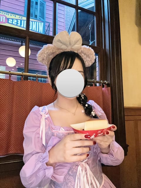こんばんは！
ハロウィンはディズニーにいました✨

出勤予定🌟
11/7 12:00〜17:30 赤坂
11/8 21: