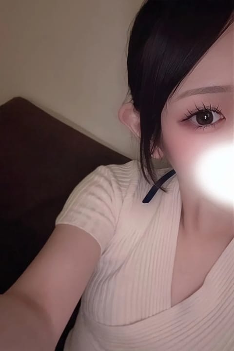 用賀　🐶　20時までいます　🤍

ご予約お待ちしてます　🐶🐾