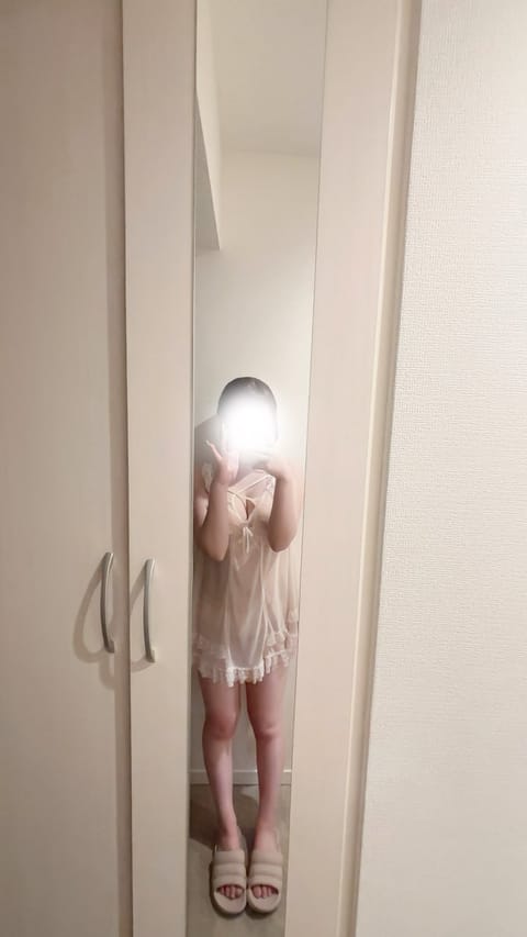 おはようございます☀️
本日21時～29時です.ᐟ.ᐟ

今日から3連休の方が多いのかな❔💭
一緒に夜更かししちゃいまし