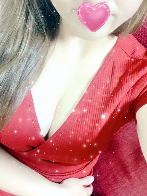 こんにちは
昨日のお兄さまありがとうございました❤️
同世代トーク楽しかったです☺️

本日も新大阪ルームです
桜庭のも