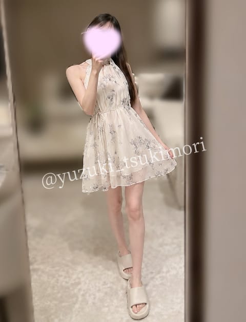 今週も4日間楽しかった🍉🥰
ありがとうございました🤍

来週も4日間宜しくお願いします🧏🏻‍♀️✨

今夜は仕事終わりに