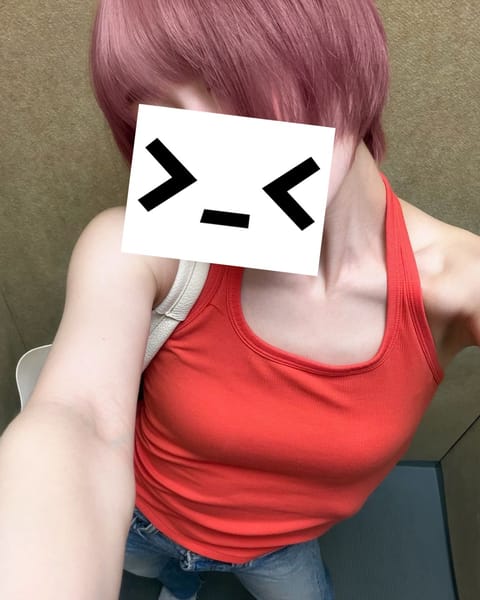 はろー^_^
桜庭です🌸
先週は涼しかったのにまた暑い日がやってきましたね🌻
私もBodyspaに入店してあっとゆうまに