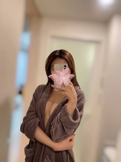 遅くなりましたが本日
来て下さったお兄様方
ありがとうございました♡

事前予約も、急な予約も
とっても嬉しかったです🥰