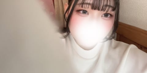 🍼すずの出勤予定🍼

5/5 10時～15時30分

最近はハーフアップで外ハネするの
はまってます🍀*゜

どうかな？