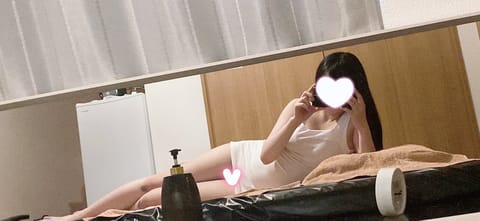 こんばんは🌙*ﾟ

すぐのご案内可能です︎💕︎

会いに来てくれると嬉しいな💗