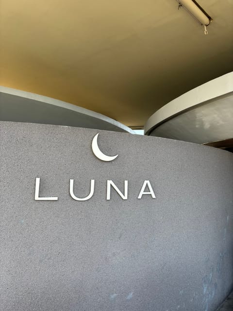 初めての国に来ています♡
ランダムで予約できるプールがLUNAで運命？🌙笑