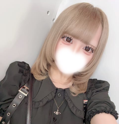 おはようございます☀️
14:00~21:00です♥髪色変えたよどうかな