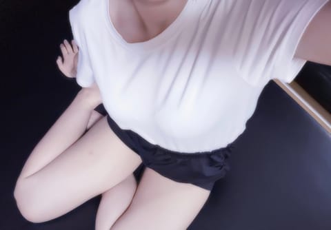 本日16:00からお待ちしてます💗
