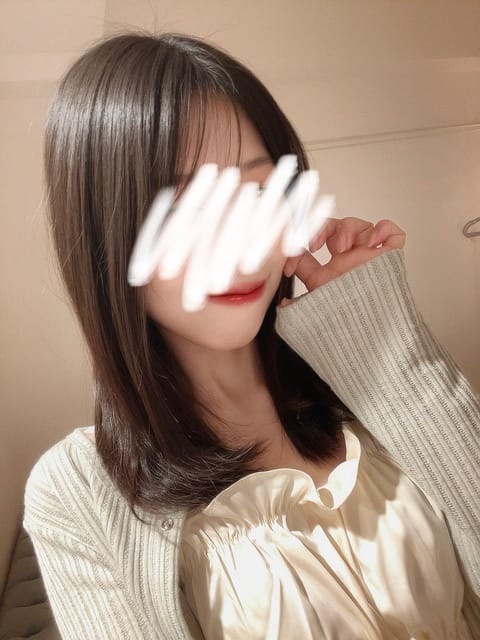 明日は西天満🌿

どんな1日になるだろう💭

そろそろ
恋しくなってきたかな🫣？