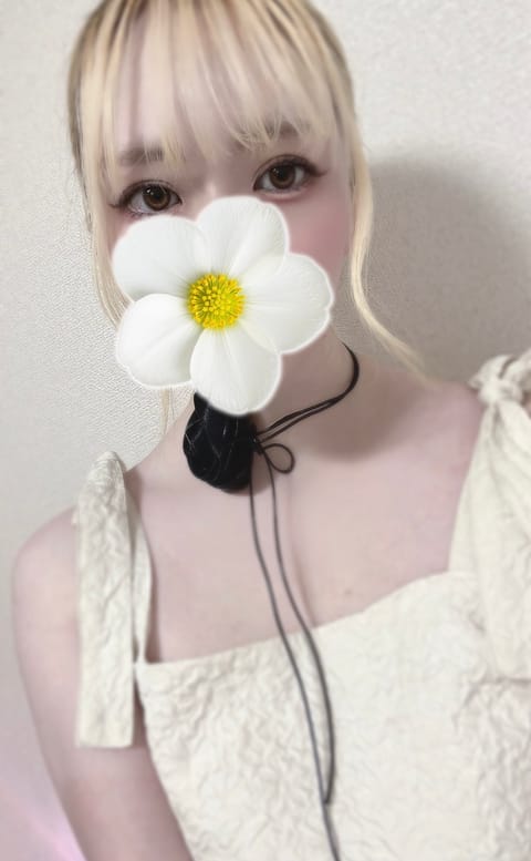 今日は府中ルームに出勤です🤍
💎ご案内可能→13:45〜
お待ちしてます〜🫧