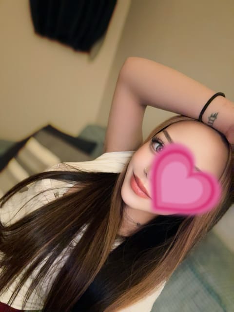 本日13時00～24時まで居てます💗
お時間合うお兄様是非お待ちしてます🥹️🩵