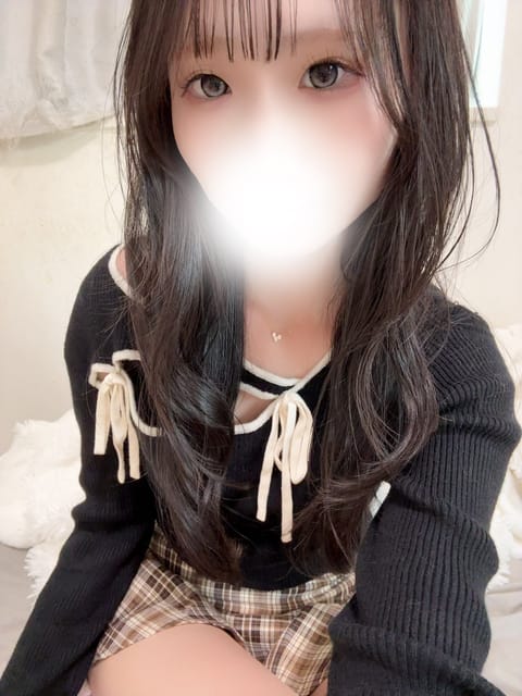 明日出勤です✌🏻️(៸៸ˆ>⩊<ˆ៸៸)✌🏻️

来週も明日のみの出勤になるので
平日だけど、、会いにこれるお兄さん
来