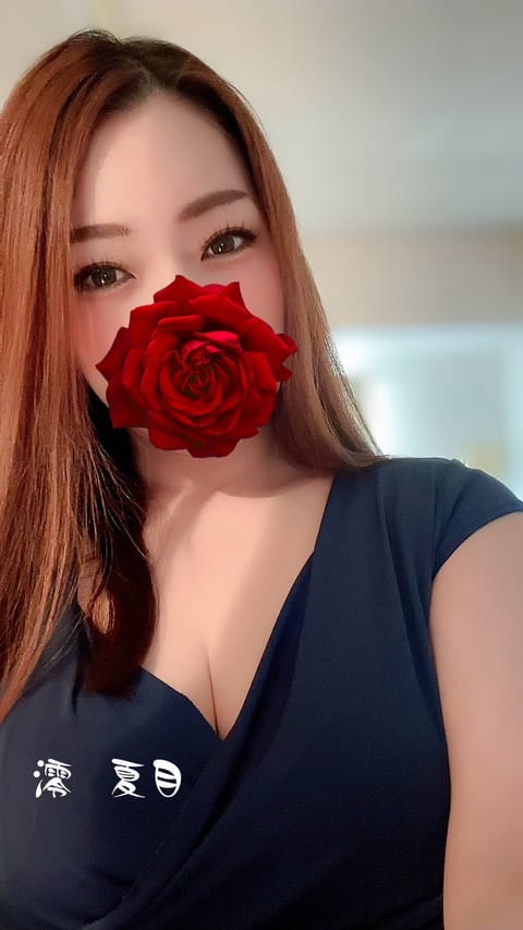 2024年
本年も宜しく
お願い致します🌹
初仕事になります🌹

1月12日(金)
13時〜21時

1月13日(土)
