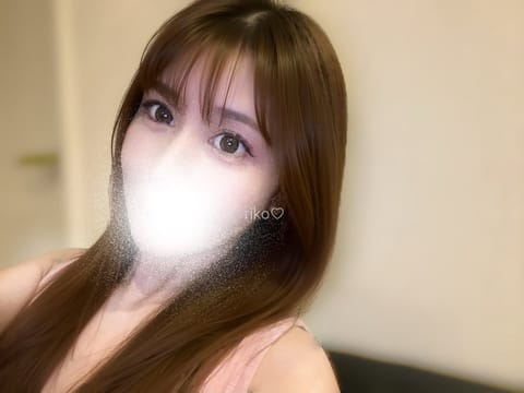 今日22時までჱ̒^_ .̫ _^💖
2025年ラスト出勤になるのでご予約お待ちしてます🥹✨