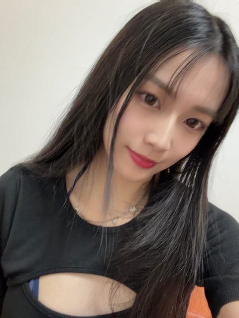 本日18：00〜23：00
明日11：00〜15：00

ご予約お待ちしております🕊💌
