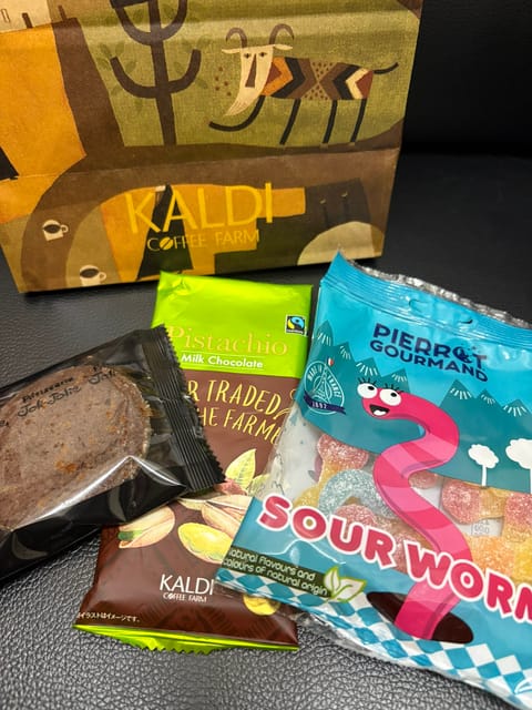 今日来てくれたお兄様達ありがとう💞 
差し入れうれしい☺️

このチョコもグミも初めて食べたんだけど
とても美味しかった